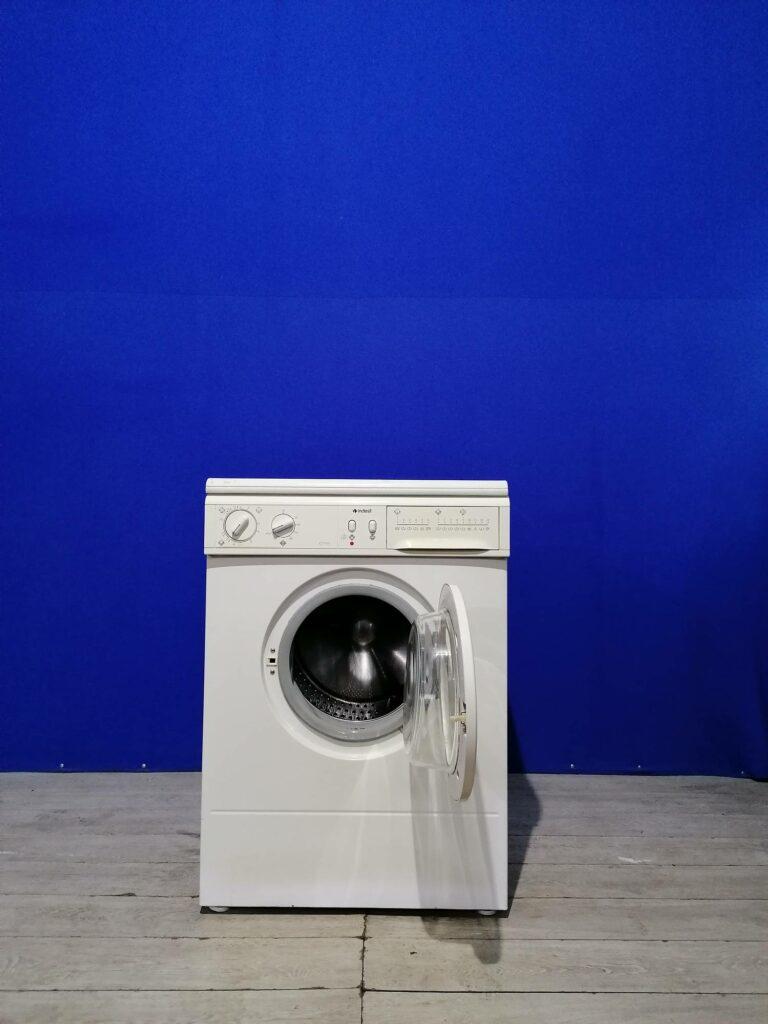 Стиральная машина indesit 6кг