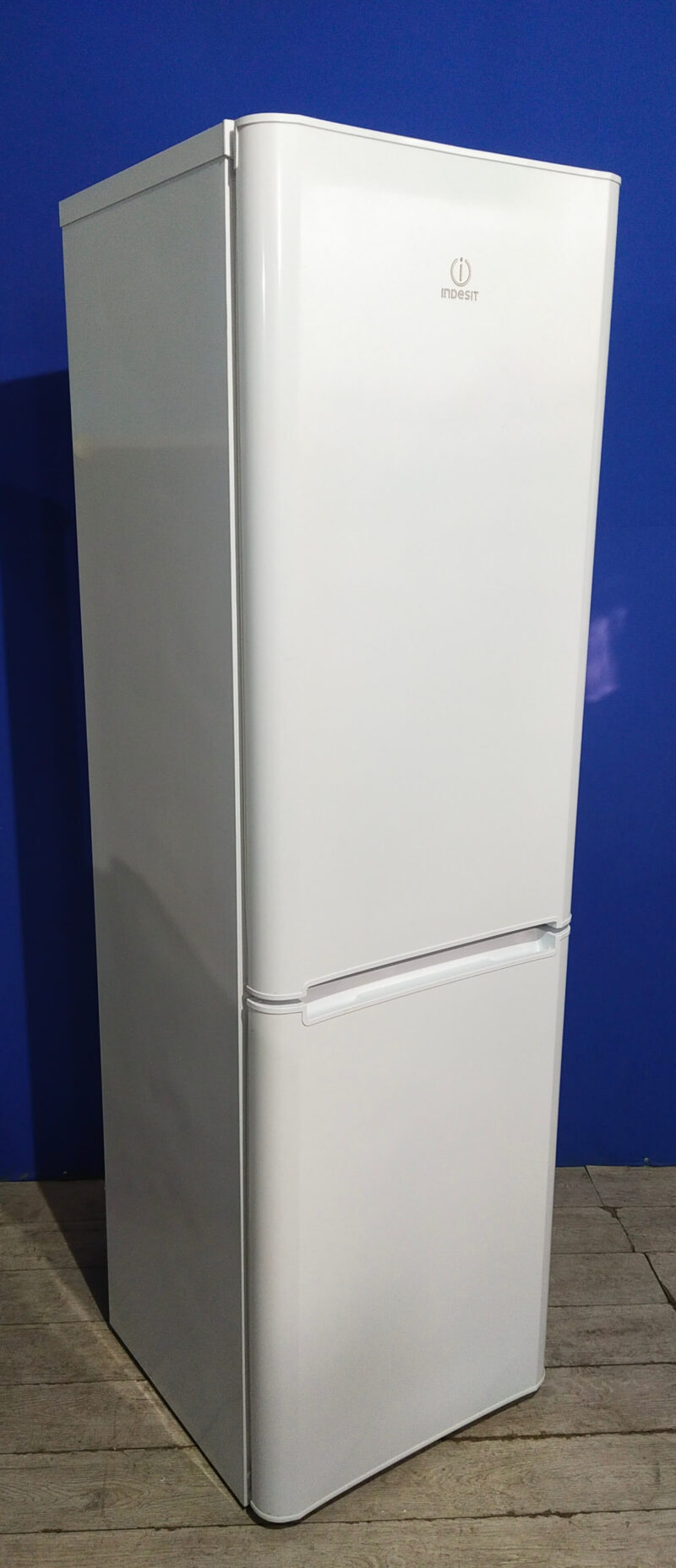 Холодильник Indesit | 195см Техно-онлайн Техника бу