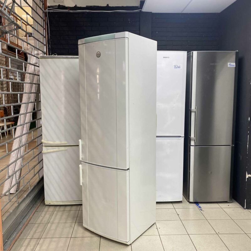 Холодильник Electrolux # 17335 Техно-онлайн Electrolux