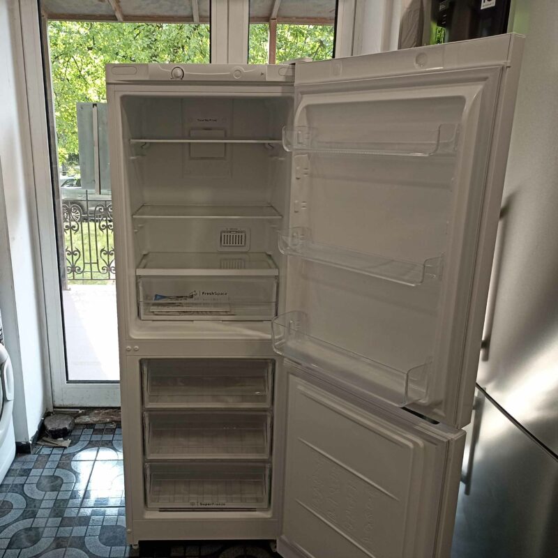 Холодильник Indesit # 16987 Техно-онлайн Indesit