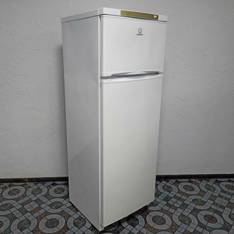 Холодильник Indesit # 16940 Техно-онлайн Indesit