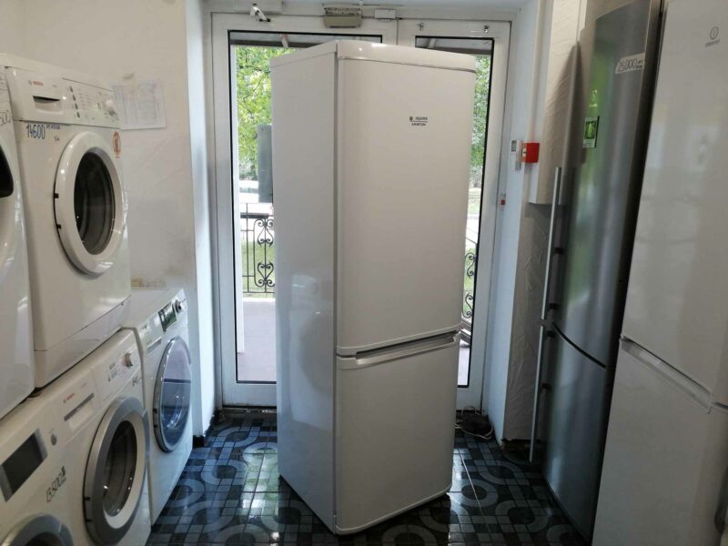 Холодильник Indesit # 18300 Техно-онлайн Indesit