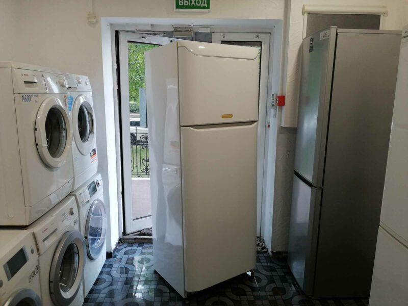 Холодильник Ariston # 18384 no frost Техно-онлайн Ariston