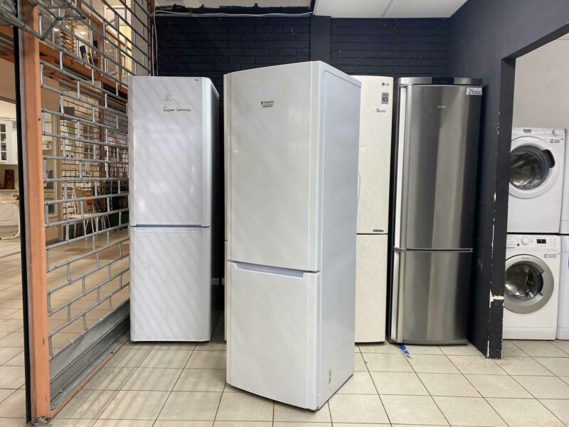 Холодильник Ariston # 18370 Техно-онлайн Ariston