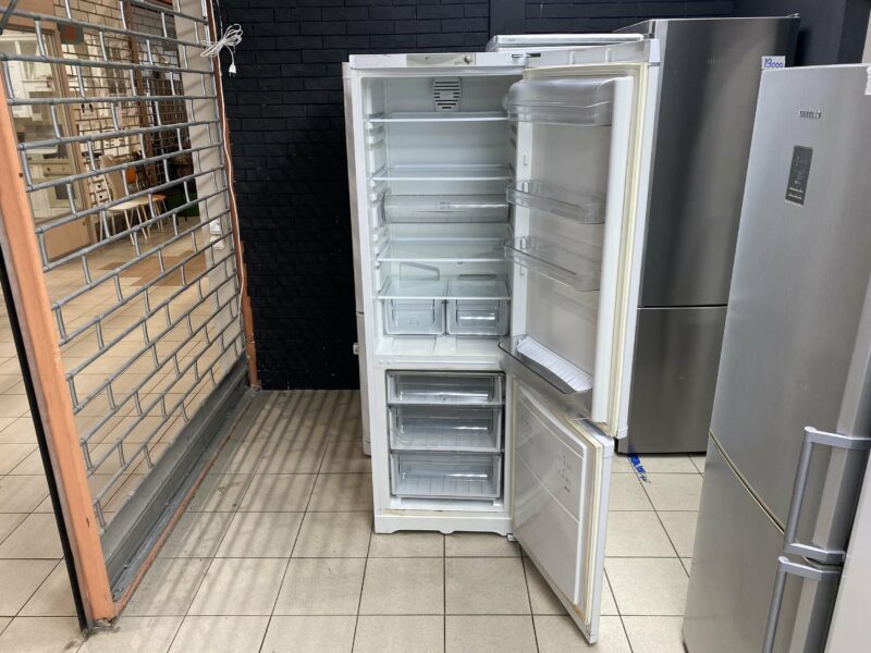 Холодильник Ariston # 17800 Техно-онлайн Ariston