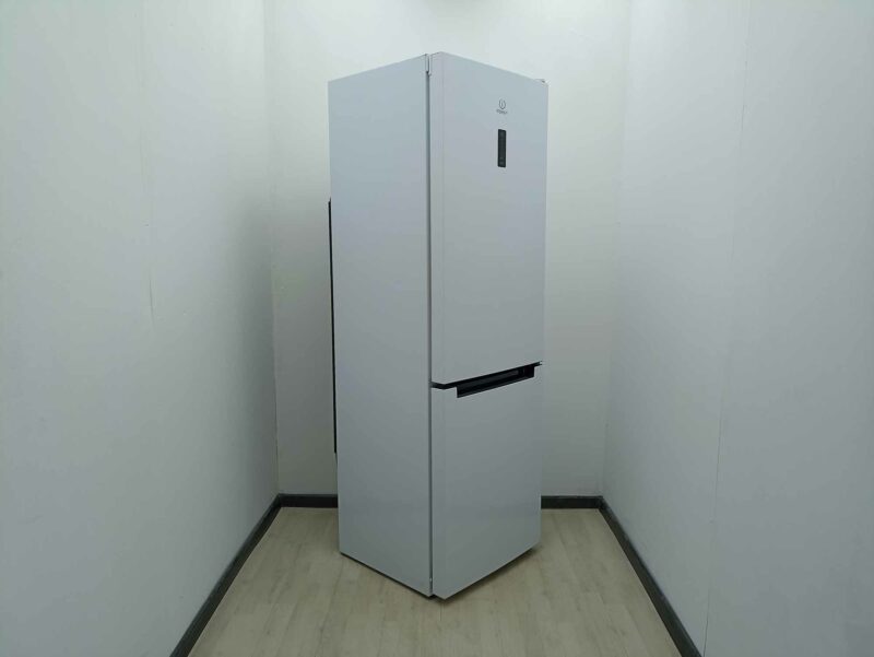 Холодильник Indesit # 18962 Техно-онлайн Indesit