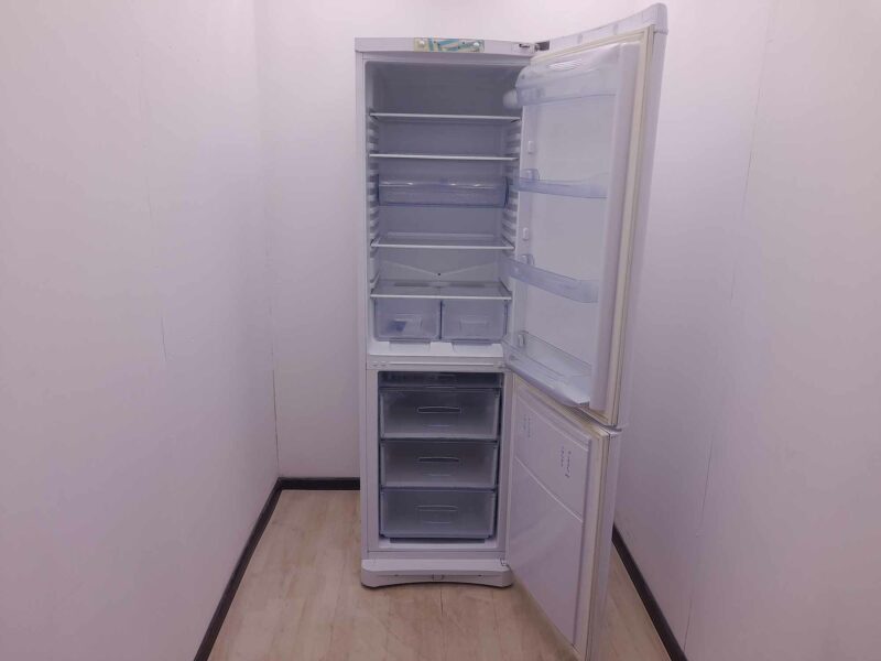 Холодильник Indesit # 19075 Техно-онлайн Indesit