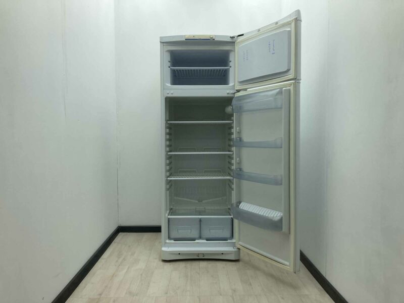 Холодильник Indesit # 18759 Техно-онлайн Indesit