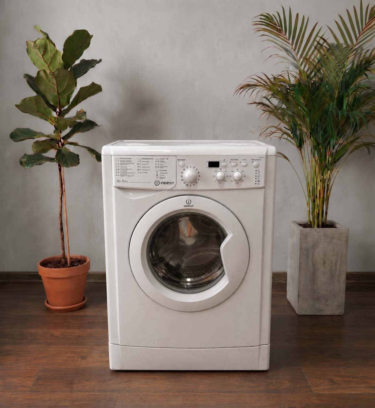 4c41f4eb-0cd7-4254-a523-18247fb896e6 Стиральная машина бу Indesit 4кг/800об — изображение 1