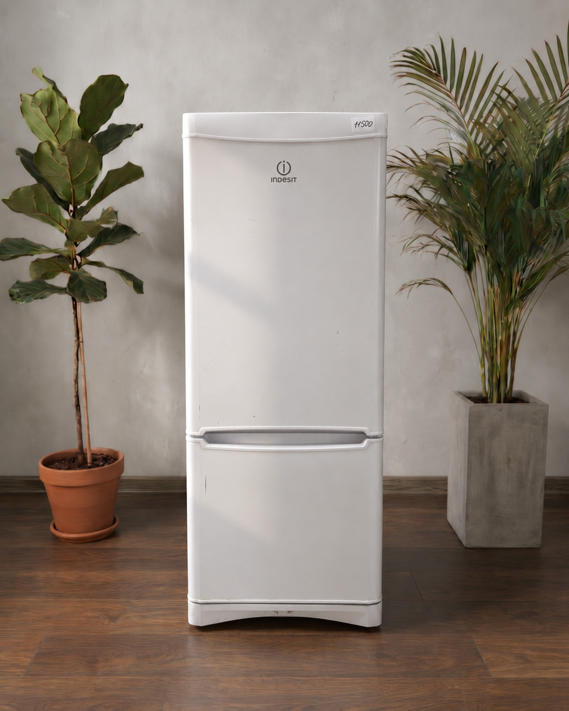 6b00f81a-3f21-4203-bc4e-f894dd7cb651 Холодильник бу Indesit 150см — изображение 1